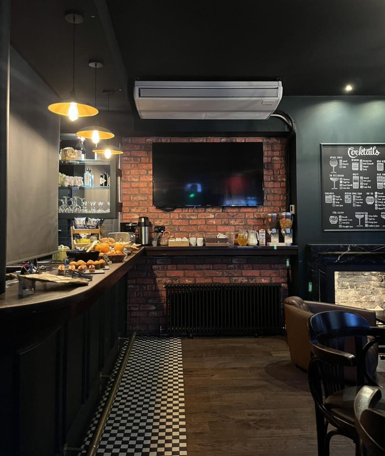 The Wellington Hotel Birmingham - Breakfast Included, Near O2 Academy & City Centre Eksteriør billede